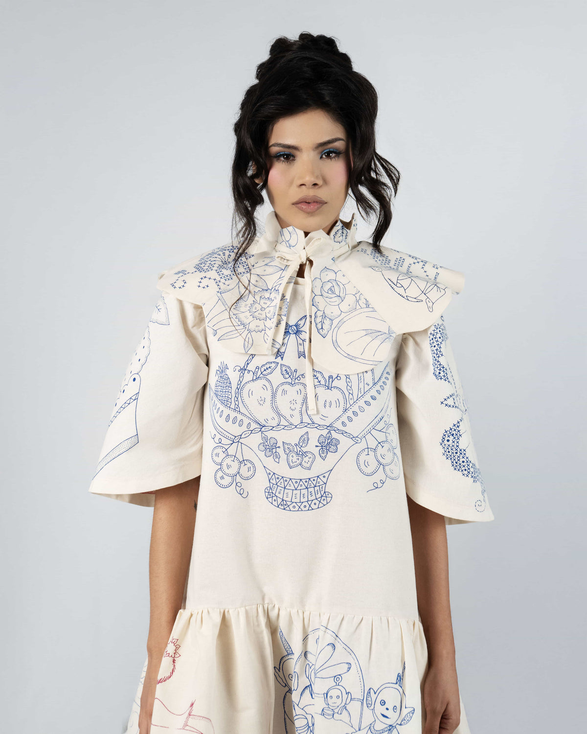 LAZO PETAL COLLAR